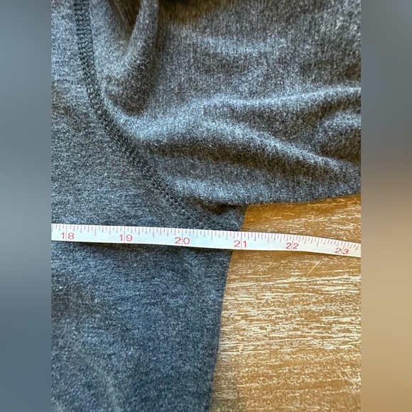 Rock Revival Logo Black and Red pullover 3 button hoodie size Medium - Picture 9 of 11